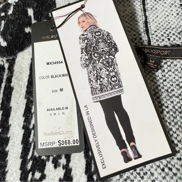 NWTs Elegant Black and White Floral Cardigan Size Medium - Picture 4 of 9
